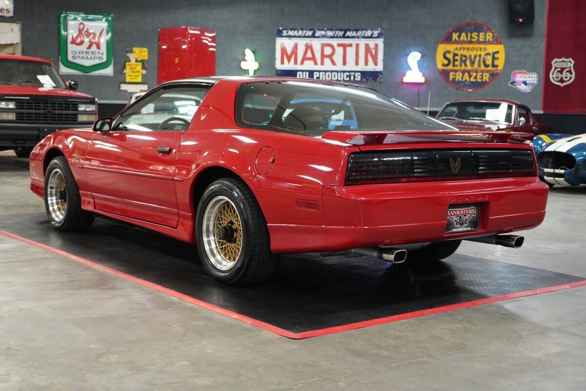 Pontiac-Trans-Am-GTA-Coupe-1989-Red-Tan-0-20