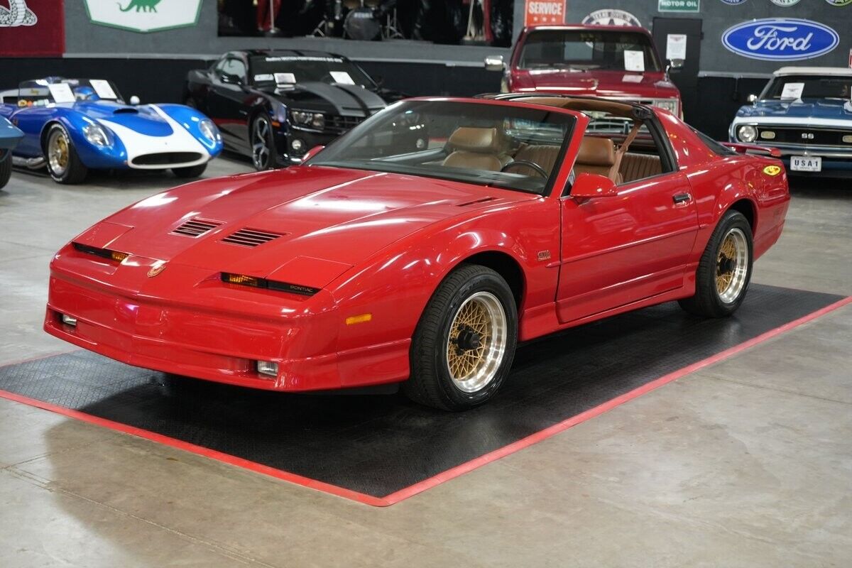 Pontiac-Trans-Am-GTA-Coupe-1989-Red-Tan-0-26