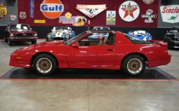 Pontiac-Trans-Am-GTA-Coupe-1989-Red-Tan-0-27