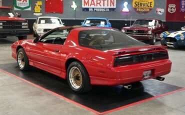 Pontiac-Trans-Am-GTA-Coupe-1989-Red-Tan-0-28