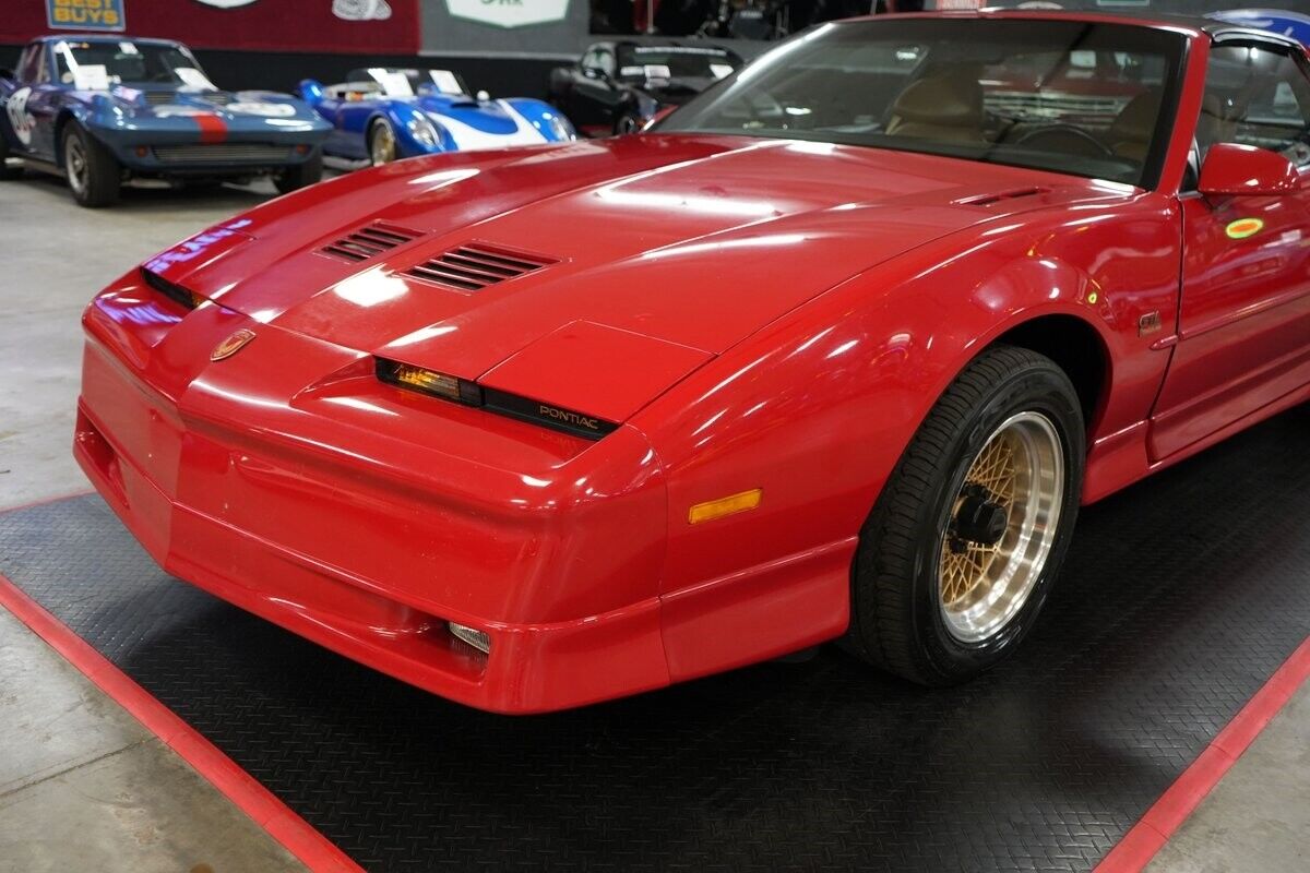 Pontiac-Trans-Am-GTA-Coupe-1989-Red-Tan-0-34