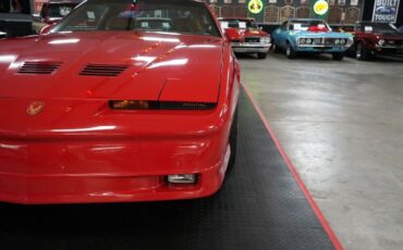 Pontiac-Trans-Am-GTA-Coupe-1989-Red-Tan-0-35