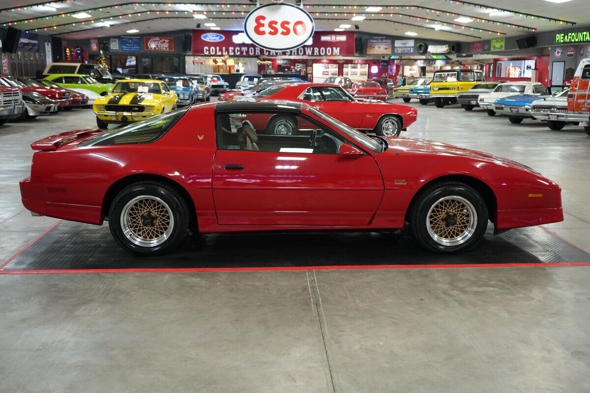 Pontiac-Trans-Am-GTA-Coupe-1989-Red-Tan-0-6