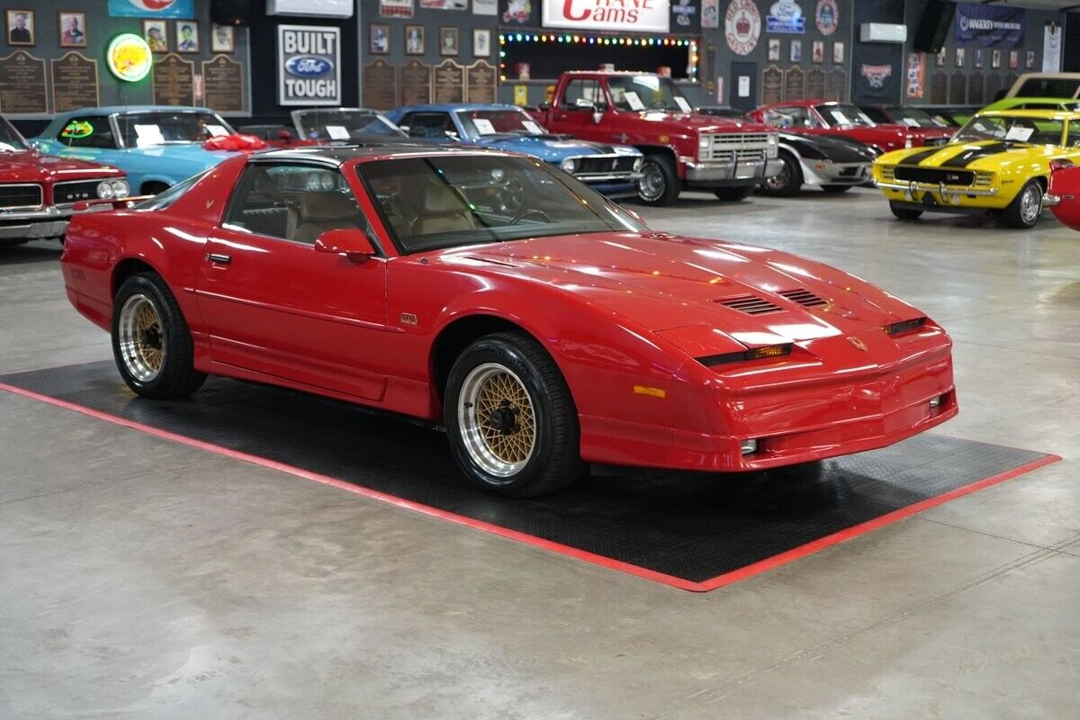 Pontiac-Trans-Am-GTA-Coupe-1989-Red-Tan-0-7