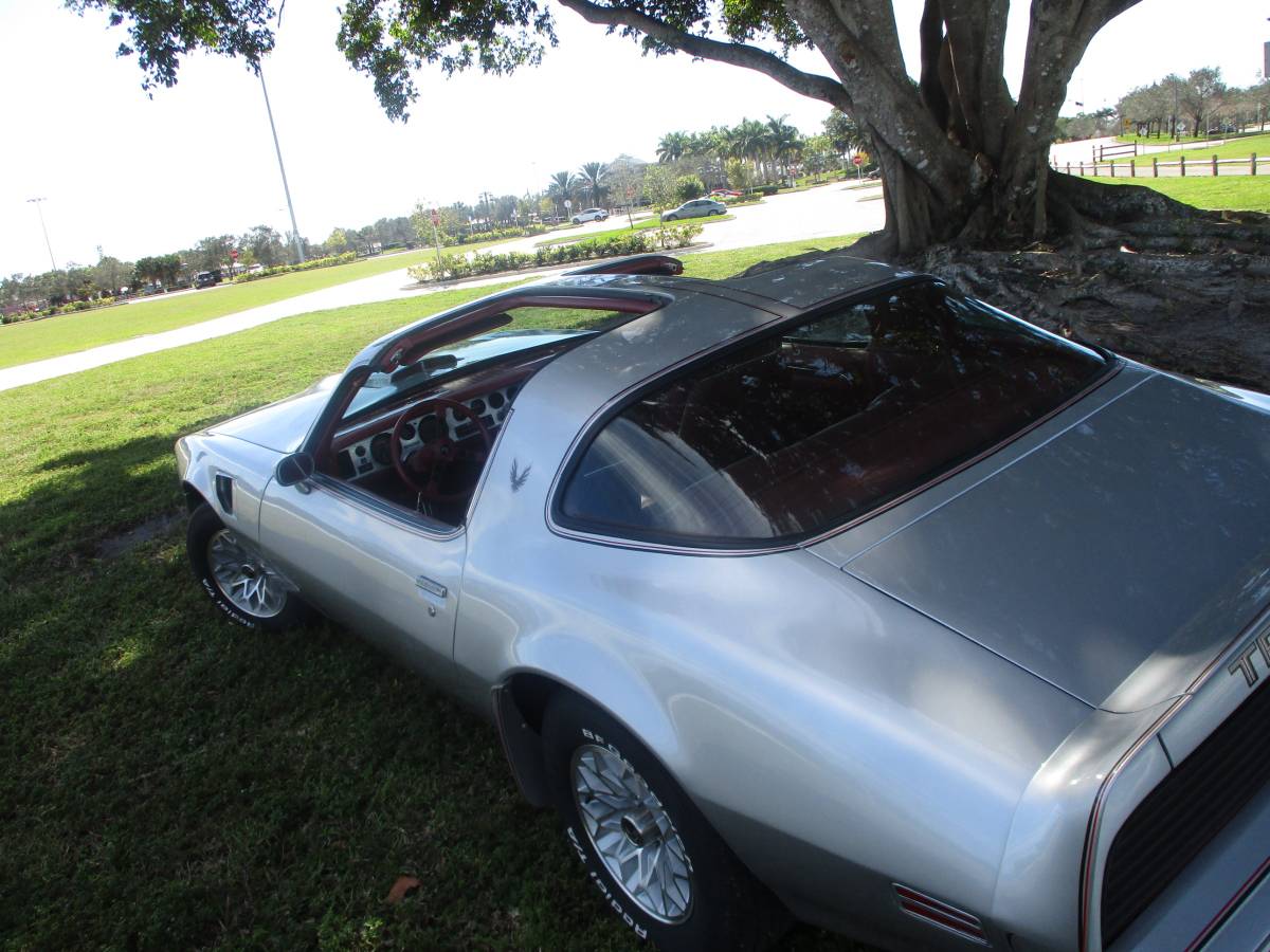 Pontiac-Trans-am-1979-2-2