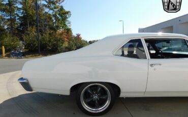 Pontiac-Ventura-Coupe-1974-White-Black-43452-11