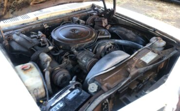 Pontiac-Ventura-Coupe-1974-White-Brown-130357-8