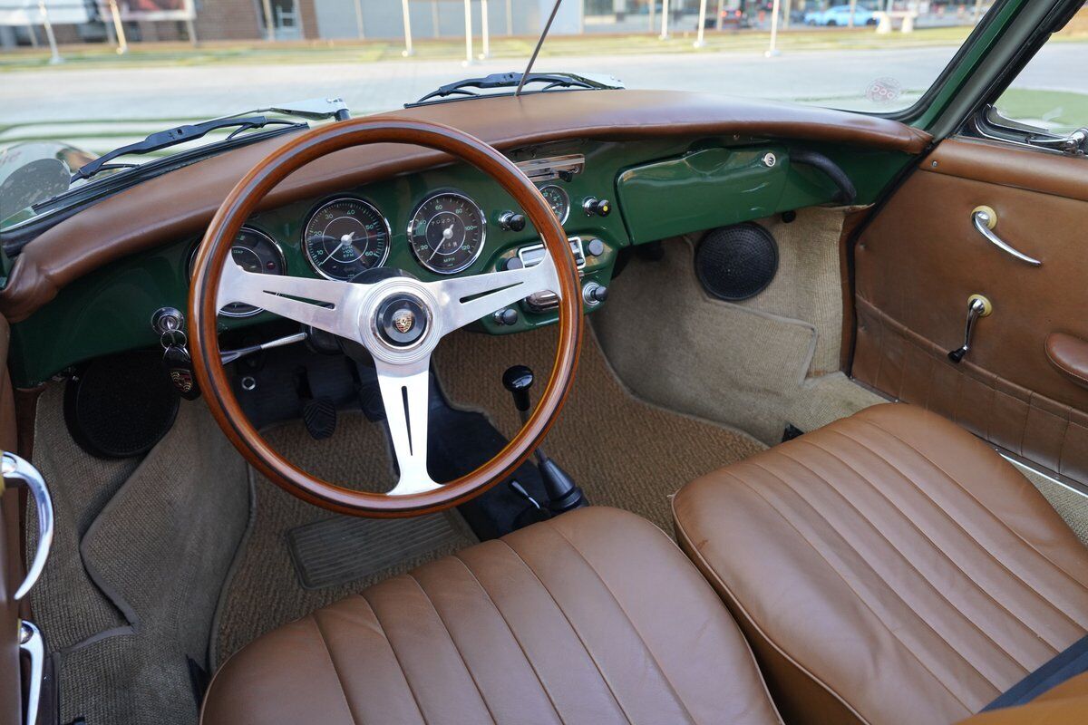 Porsche-356-1965-Green-Tan-146450-30