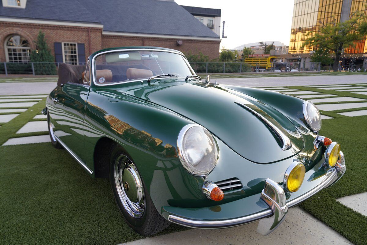 Porsche-356-1965-Green-Tan-146450-36