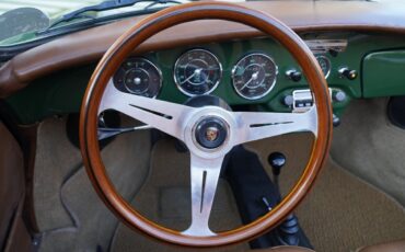 Porsche-356-1965-Green-Tan-146450-5