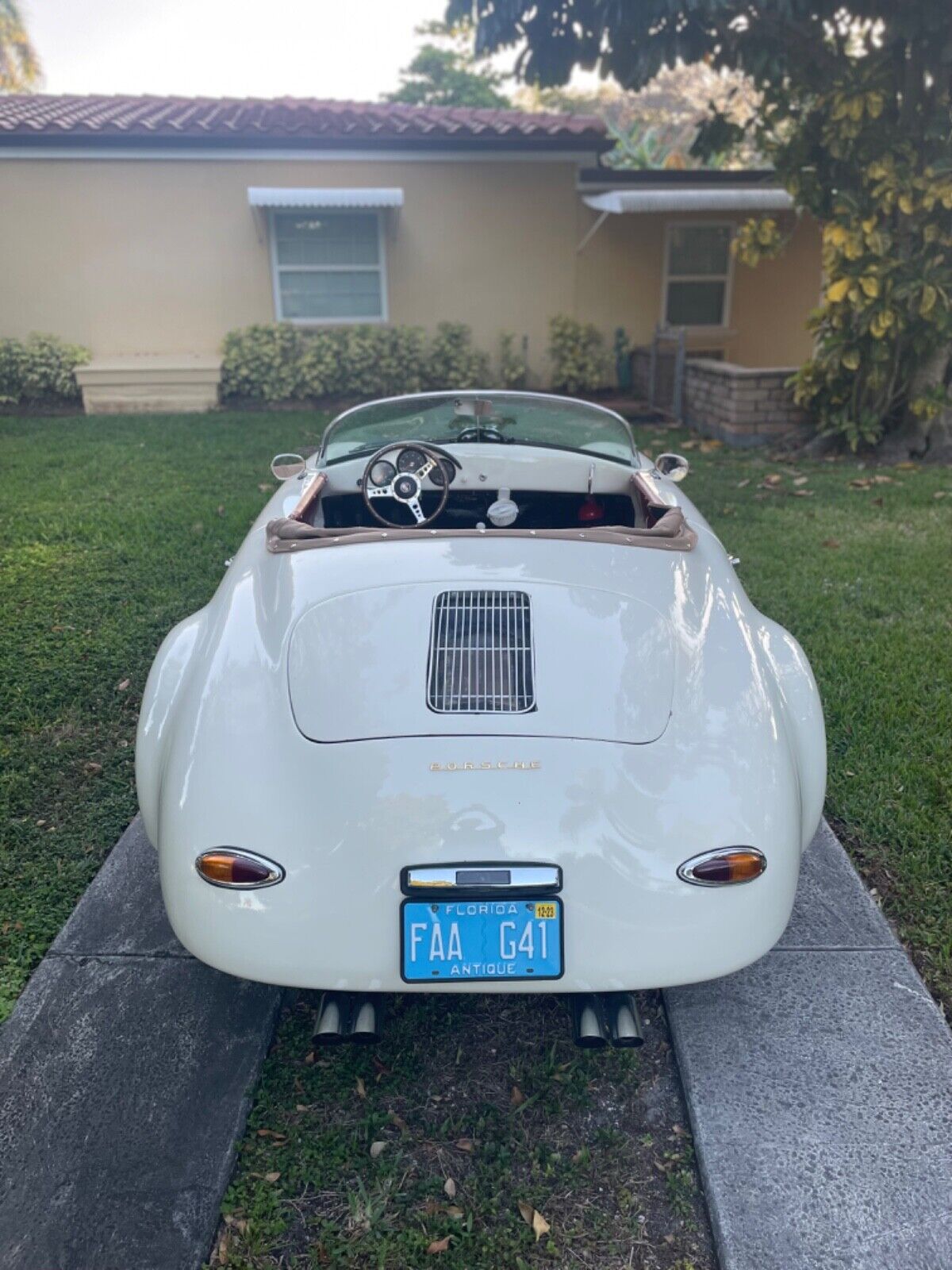 Porsche-356-Cabriolet-1956-Ivory-Tan-5794-13