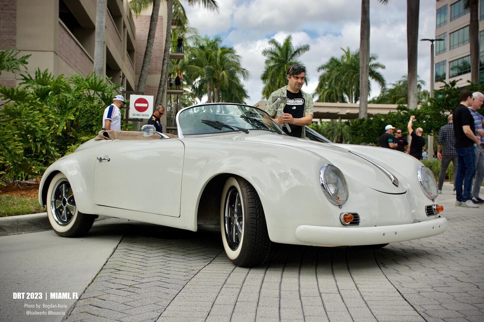 Porsche-356-Cabriolet-1956-Ivory-Tan-5794-15