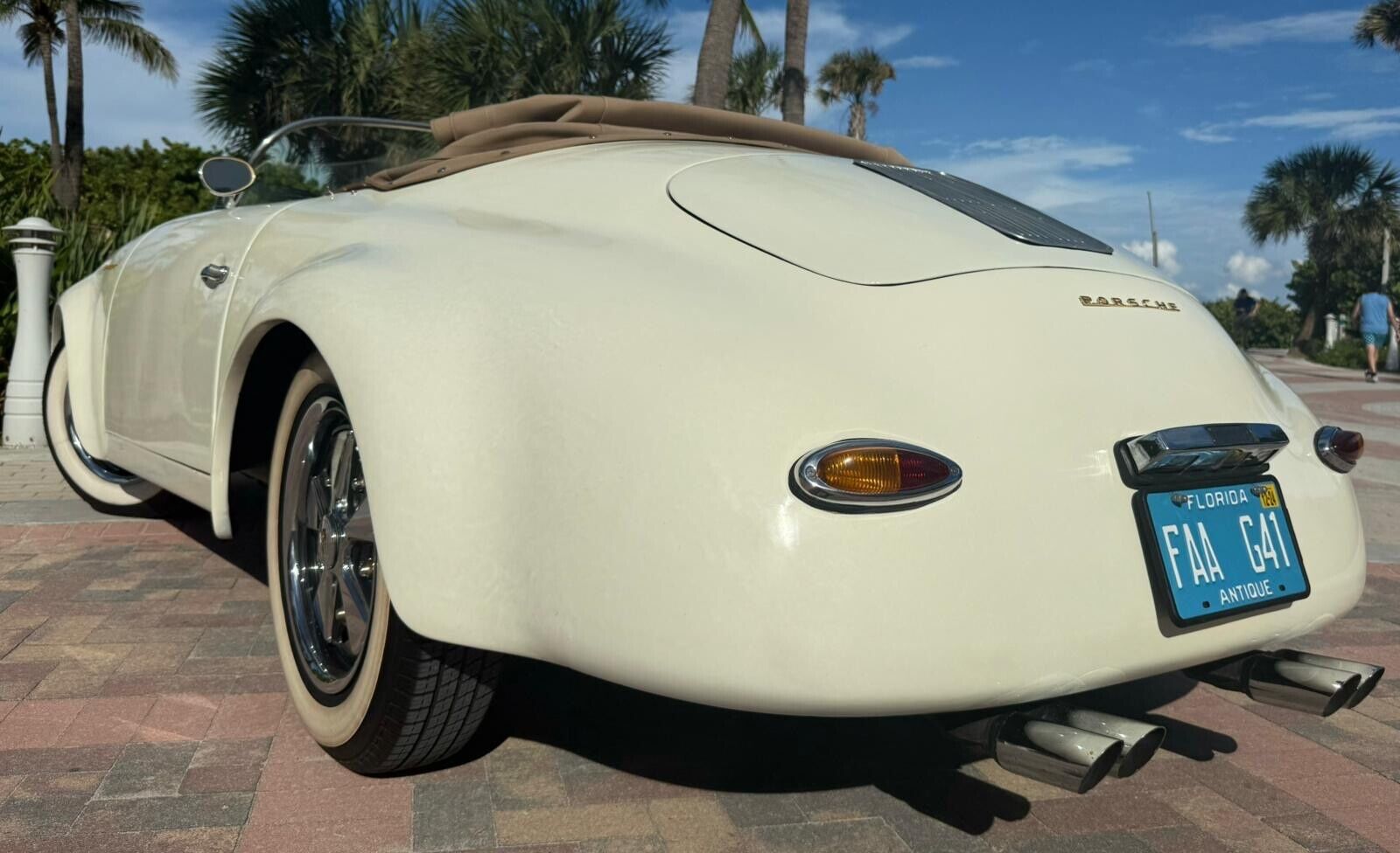 Porsche-356-Cabriolet-1956-Ivory-Tan-5794-3