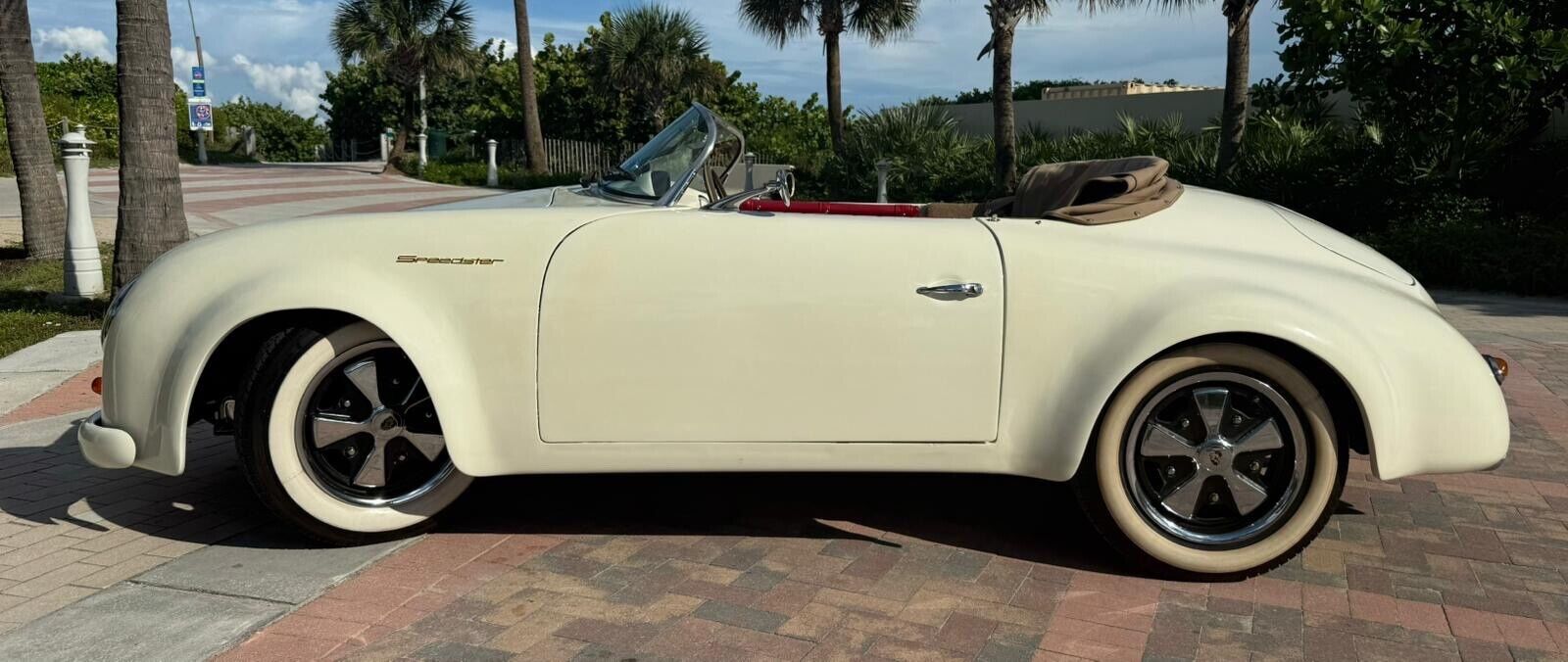 Porsche-356-Cabriolet-1956-Ivory-Tan-5794-5