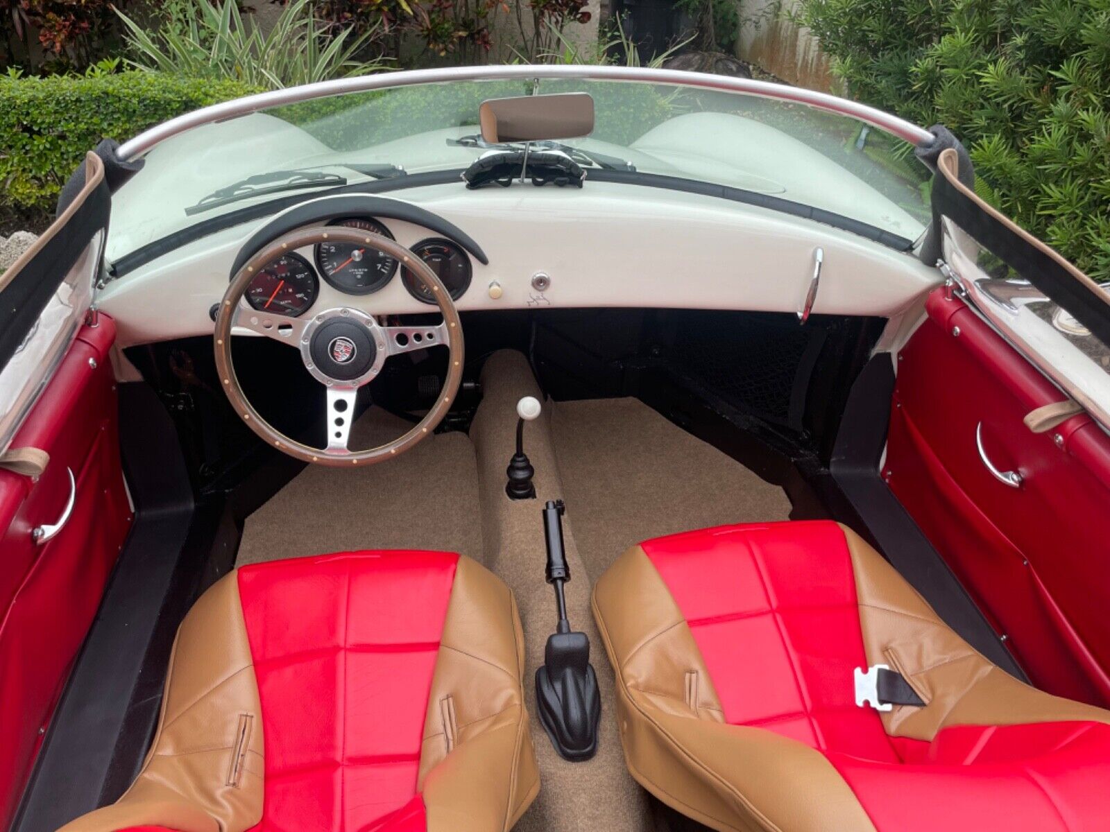 Porsche-356-Cabriolet-1956-Ivory-Tan-5794-6