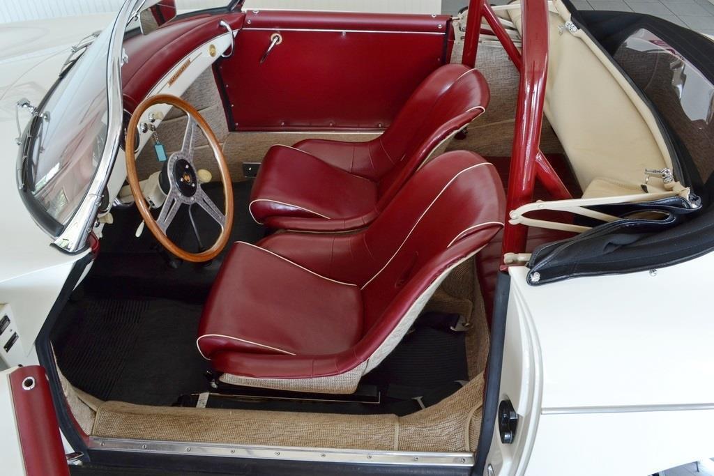 Porsche-356-Cabriolet-1958-Ivory-Red-9254-1