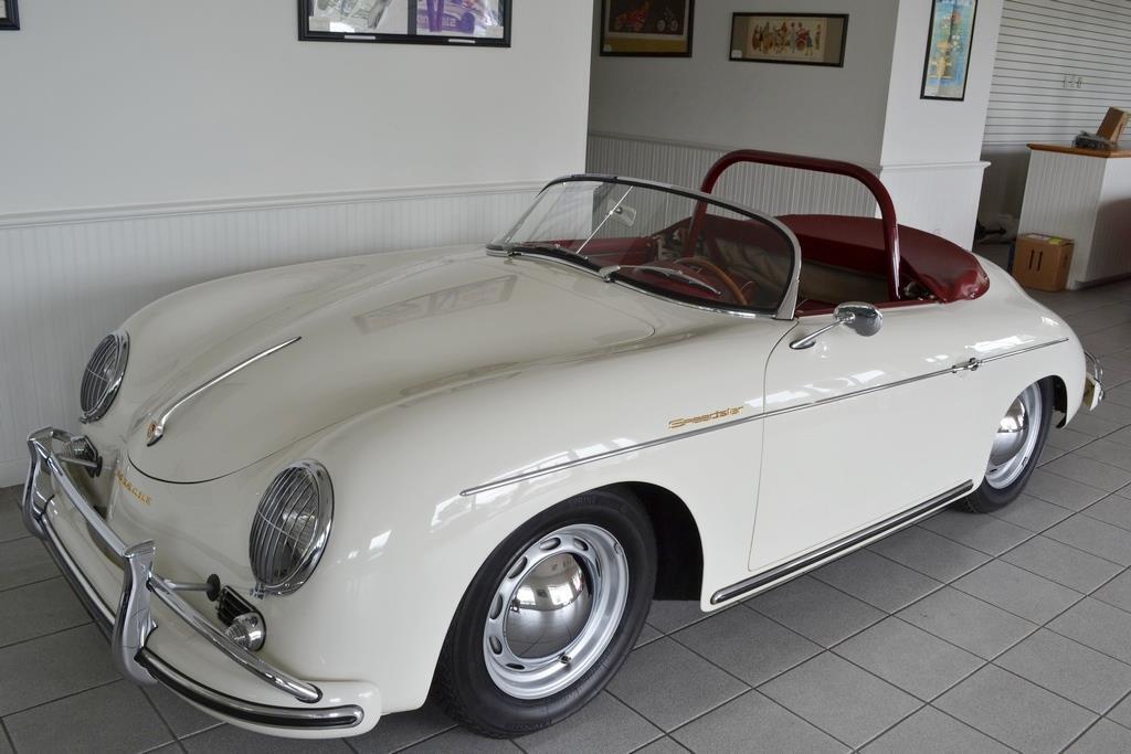 Porsche-356-Cabriolet-1958-Ivory-Red-9254-14