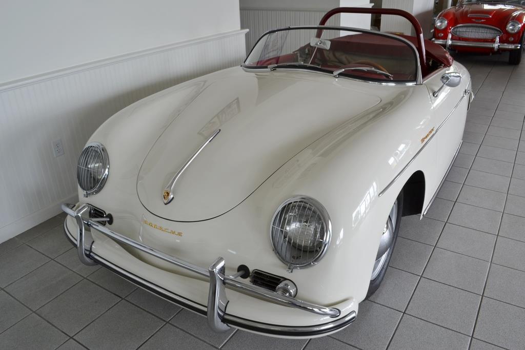 Porsche-356-Cabriolet-1958-Ivory-Red-9254-15