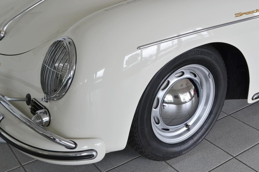 Porsche-356-Cabriolet-1958-Ivory-Red-9254-18