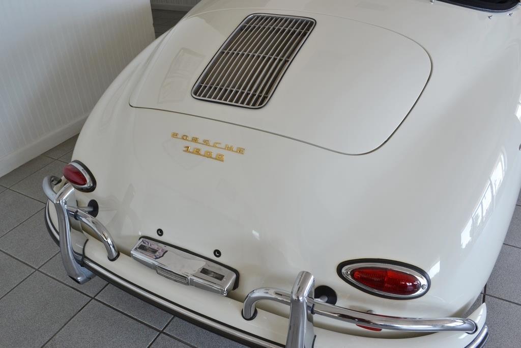 Porsche-356-Cabriolet-1958-Ivory-Red-9254-23