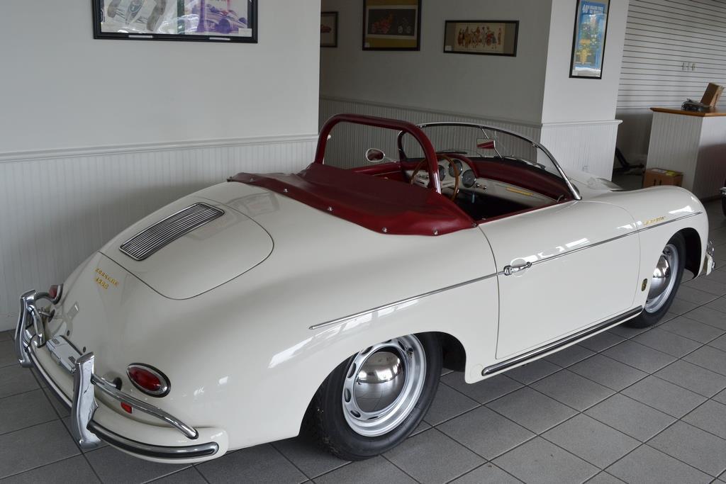 Porsche-356-Cabriolet-1958-Ivory-Red-9254-8