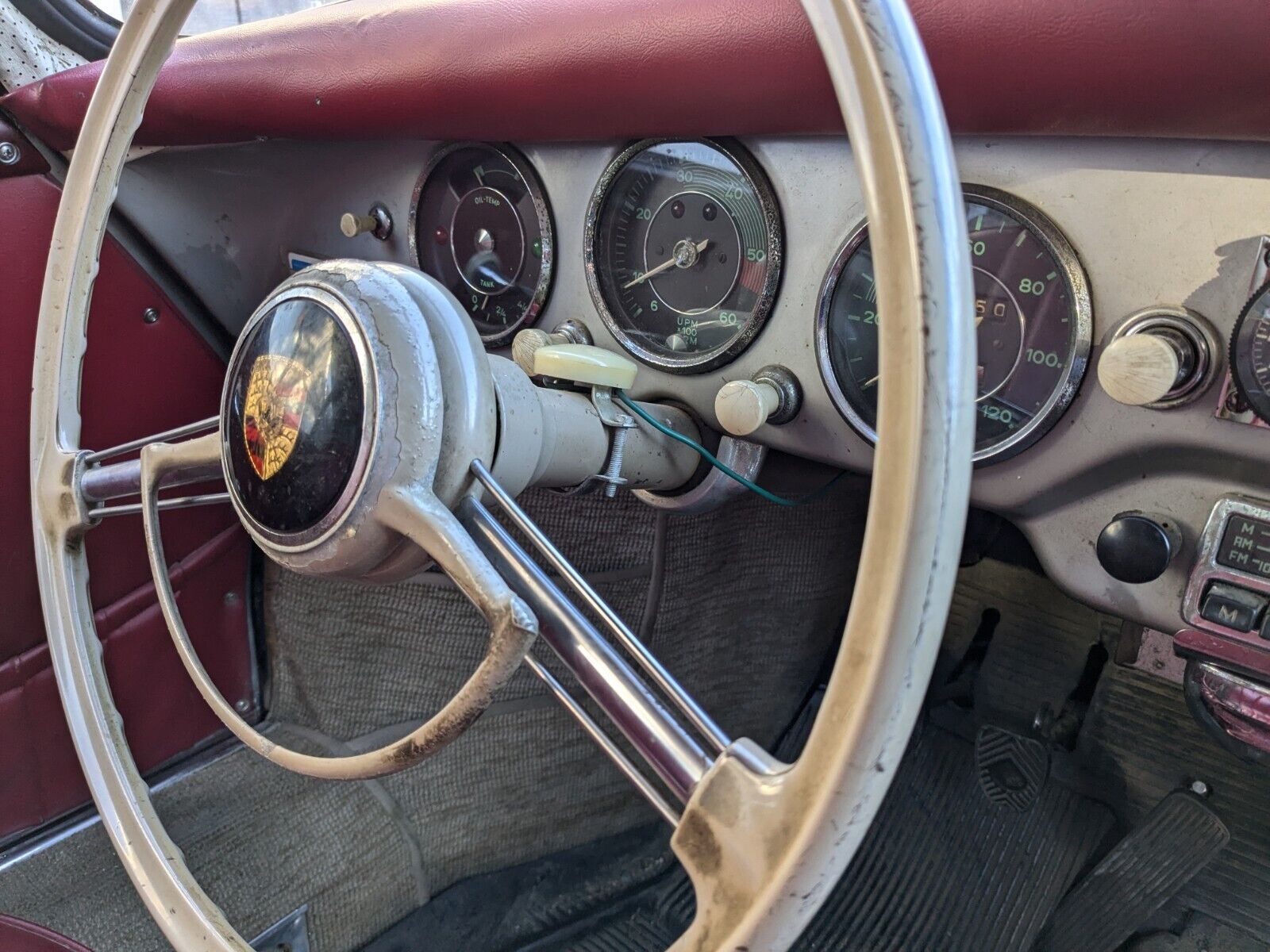 Porsche-356-Coupe-1959-Silver-126736-15