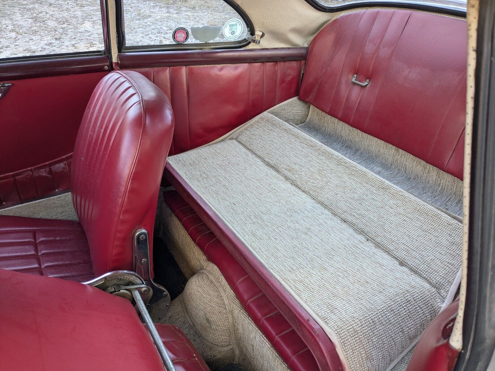 Porsche-356-Coupe-1959-Silver-126736-21