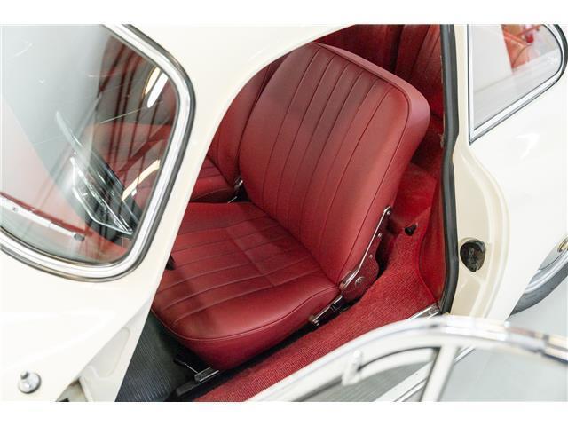 Porsche-356-Coupe-1964-Light-Ivory-Red-19105-17