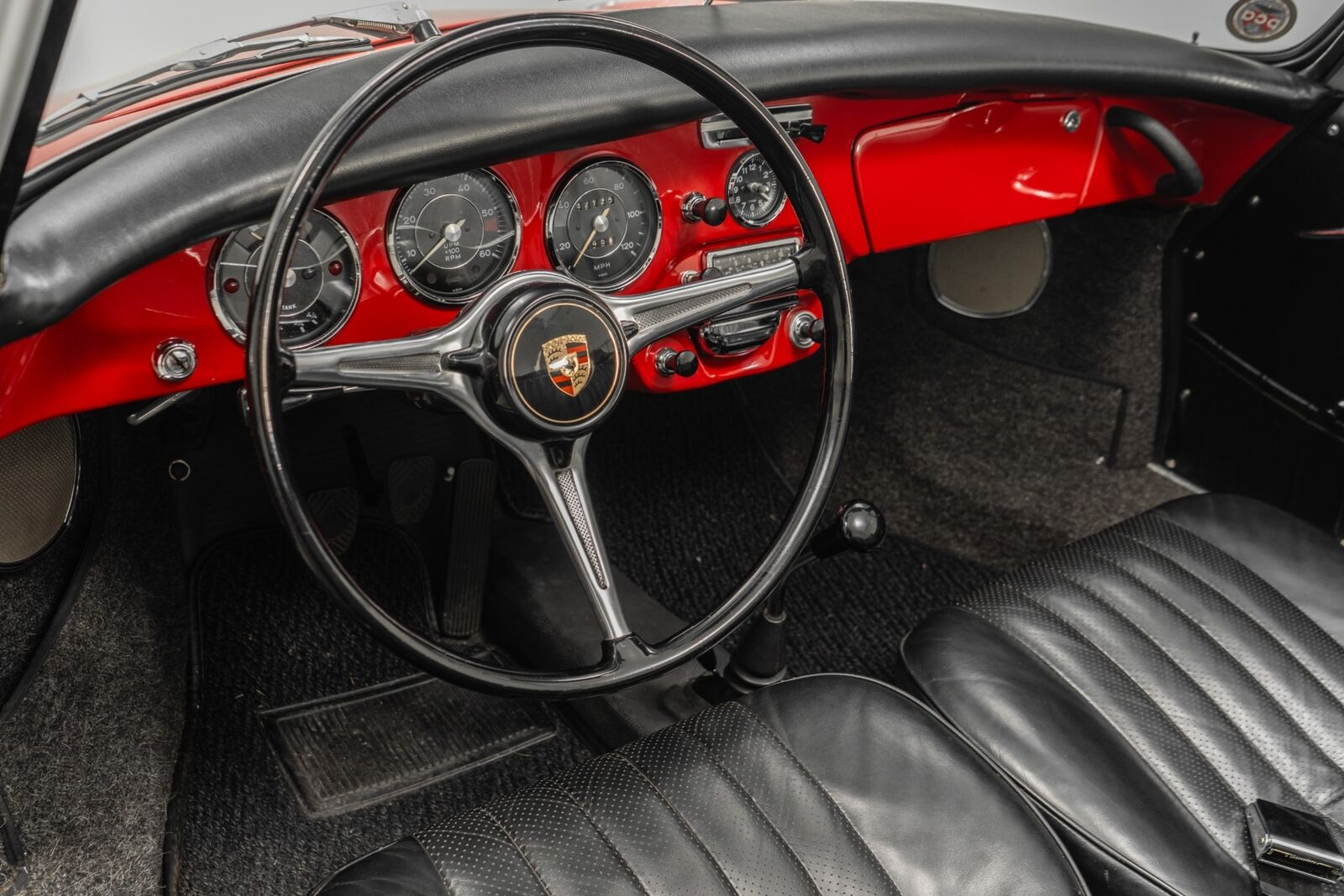 Porsche-356-Coupe-1965-Red-Black-67794-11