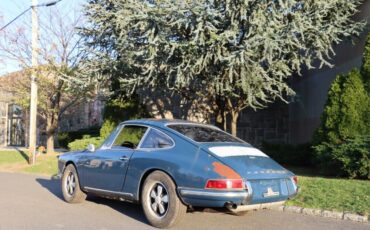 Porsche-911-1967-Blue-Black-0-5