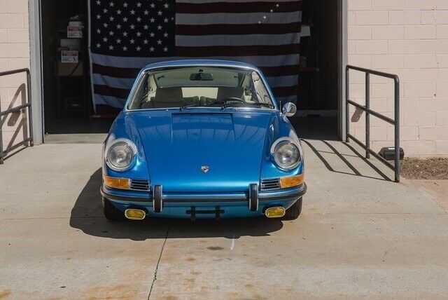 Porsche-911-1969-Beige-143096-11