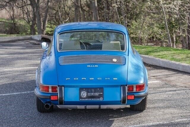 Porsche-911-1969-Beige-143096-2