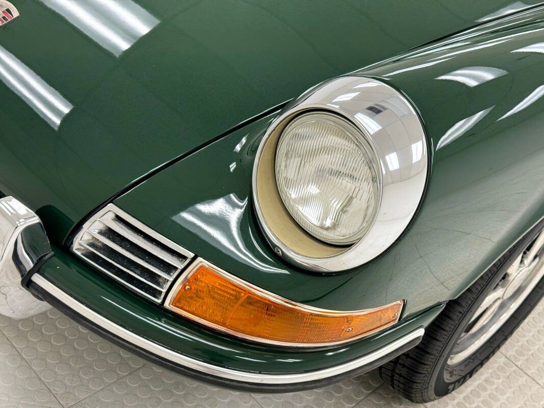 Porsche-911-1970-Green-Saddle-147166-10