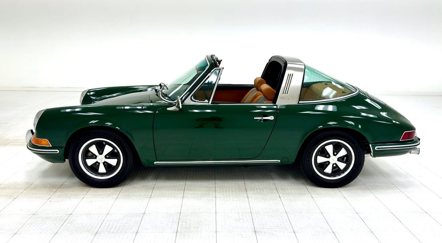 Porsche-911-1970-Green-Saddle-147166-2