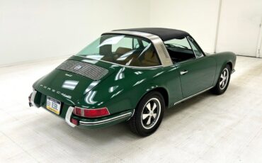 Porsche-911-1970-Green-Saddle-147166-5