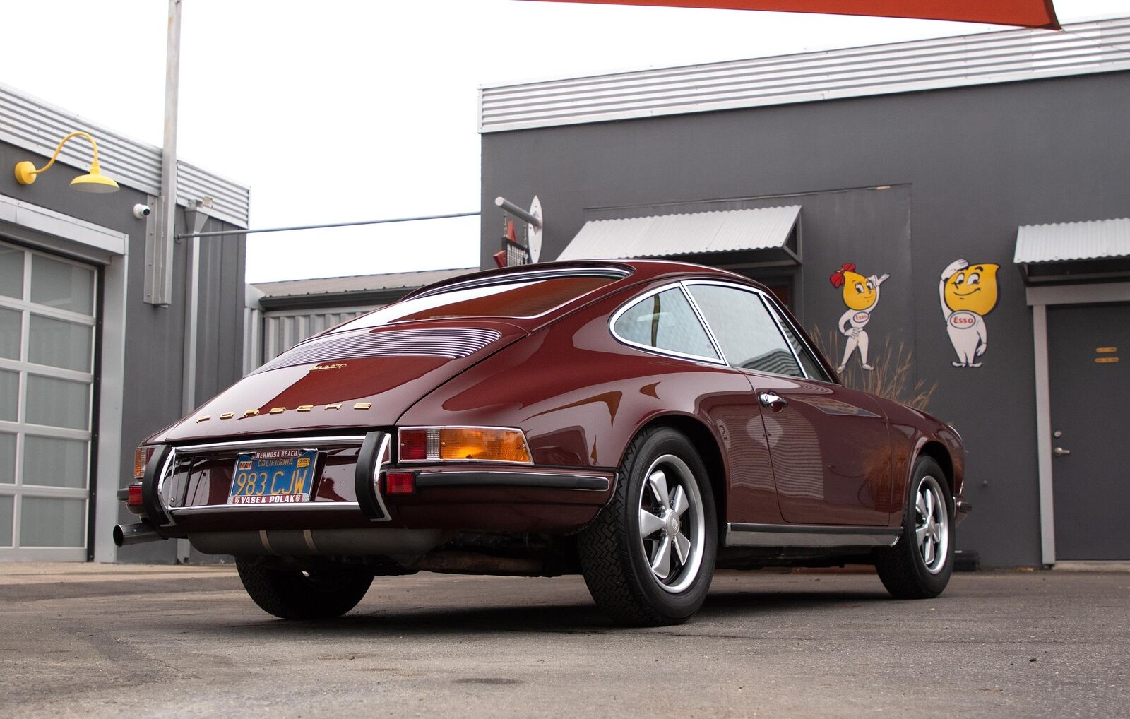 Porsche-911-1971-Burgundy-Black-143875-12