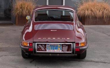 Porsche-911-1971-Burgundy-Black-143875-14