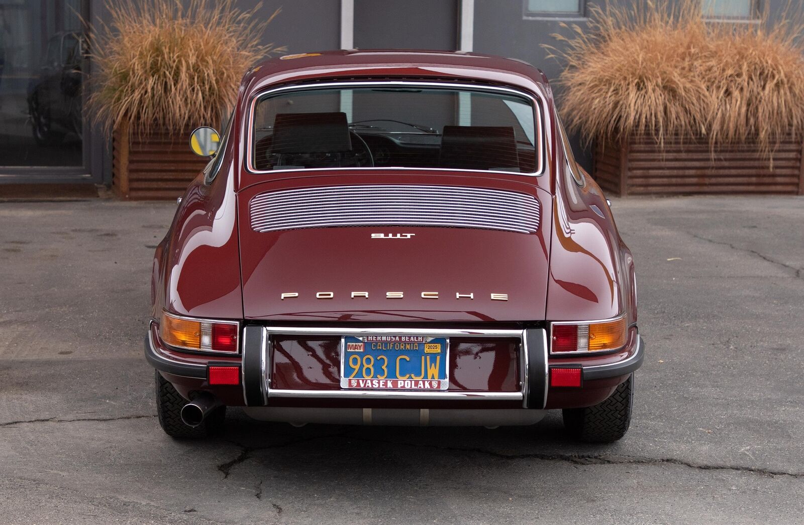 Porsche-911-1971-Burgundy-Black-143875-14