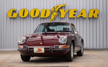 Porsche-911-1971-Burgundy-Black-143875-23