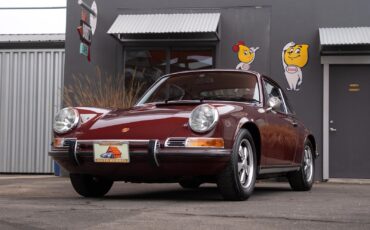 Porsche-911-1971-Burgundy-Black-143875-3