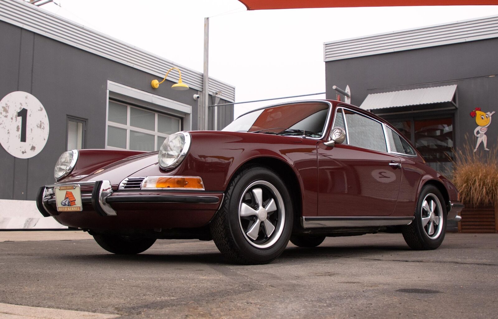 Porsche-911-1971-Burgundy-Black-143875-6