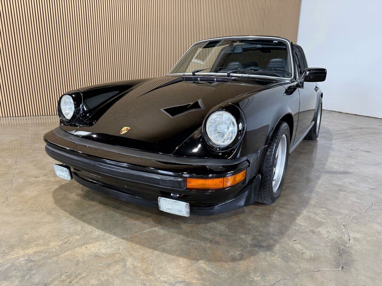 Porsche-911-1977-Black-Black-483-2