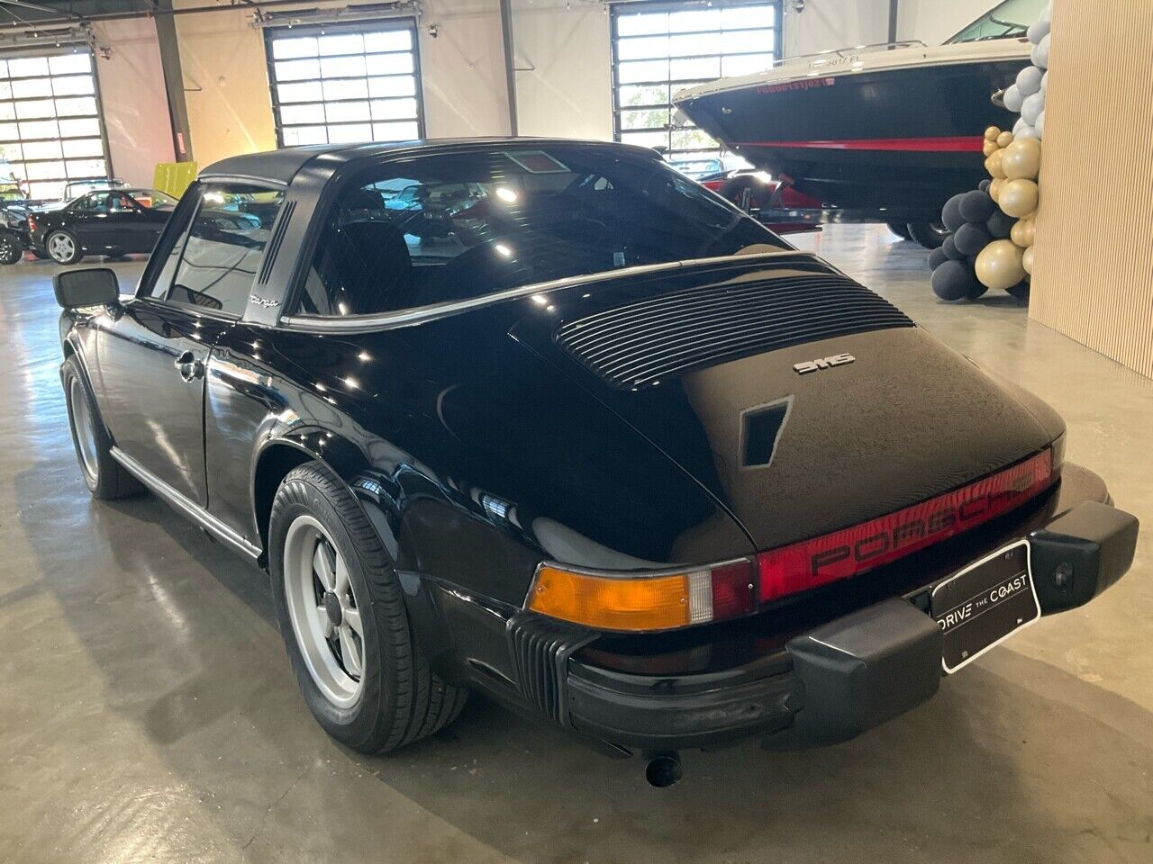 Porsche-911-1977-Black-Black-483-4