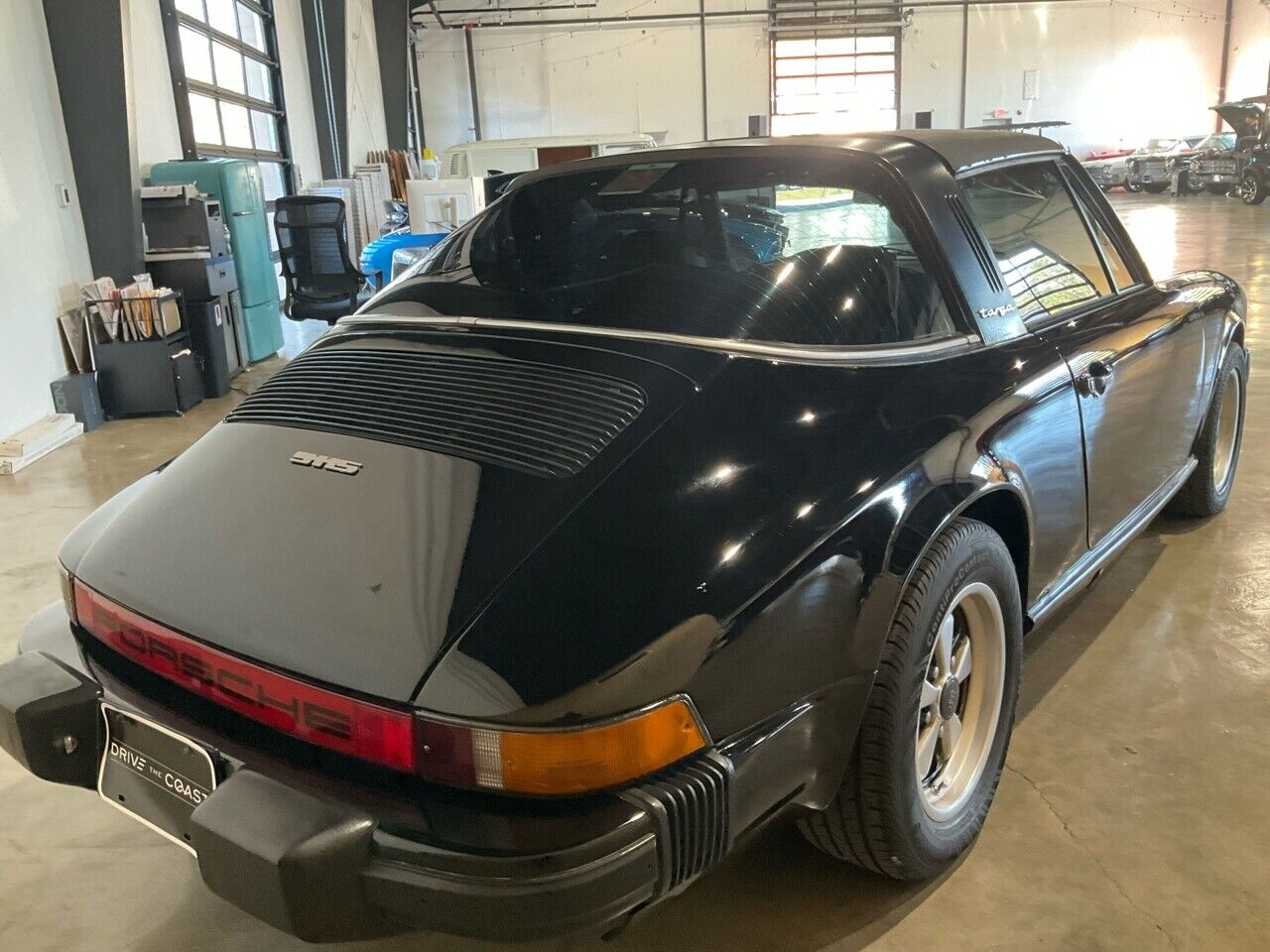 Porsche-911-1977-Black-Black-483-6