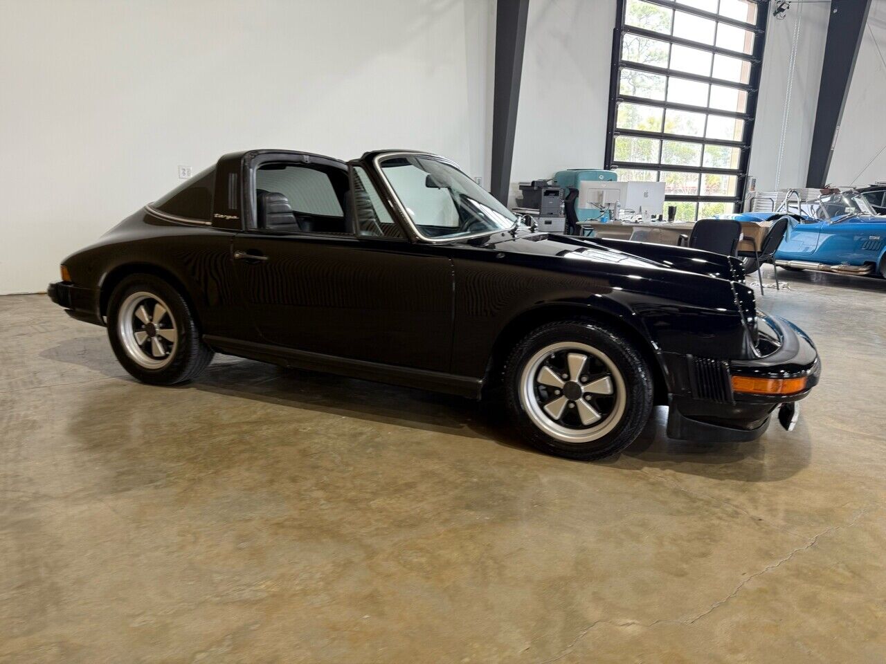 Porsche-911-1977-Black-Black-483-8