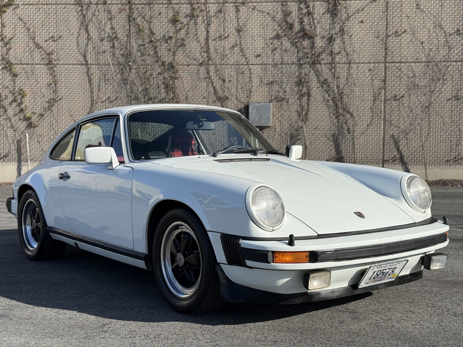 Porsche-911-1978-189615-3