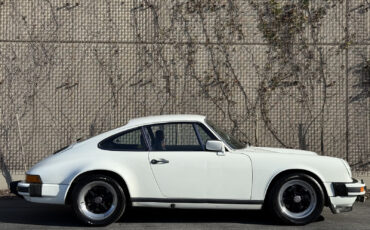 Porsche-911-1978-189615-4