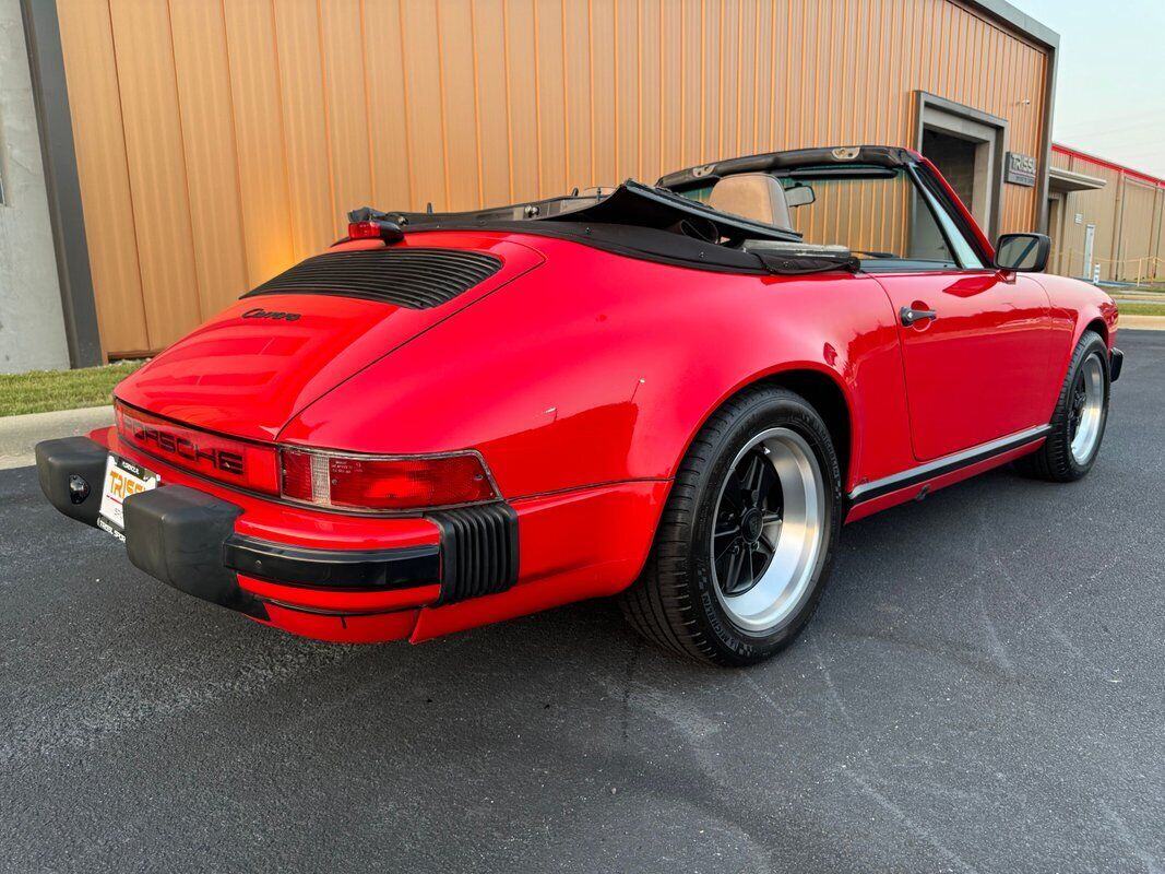 Porsche-911-1986-Red-Gray-78784-30