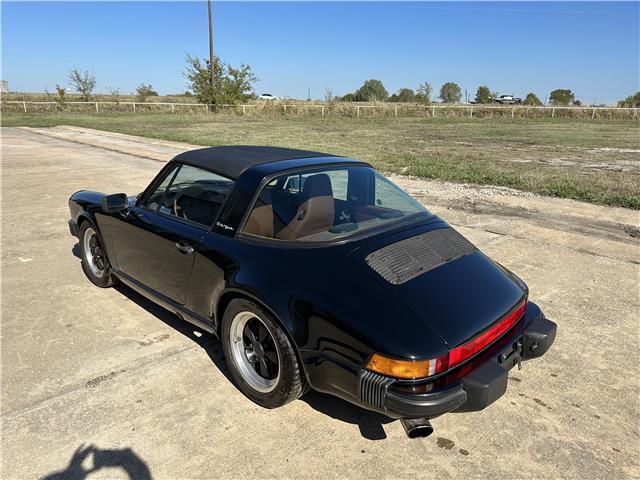 Porsche-911-1987-360010-2