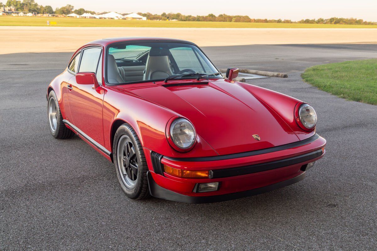 Porsche-911-1989-Red-Linen-186137-1